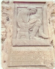 Gedenktafel Richard Weitbrecht an der Pfalzmauer in Wimpfen