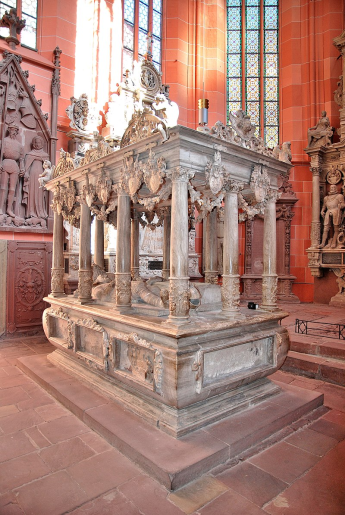 Wertheim, ev. Stiftskirche, Baldachingrabmal für Graf und Gräfin von Löwenstein Wertheim, ev. Stiftskirche, Baldachingrabmal für Graf und Gräfin von Löwenstein