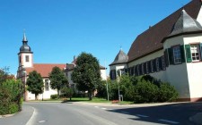 Kirche und Rathaus