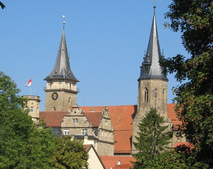 Stiftskirche und Schloss