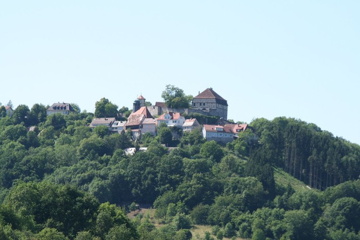 Maienfels vom Brettachtal aus gesehen