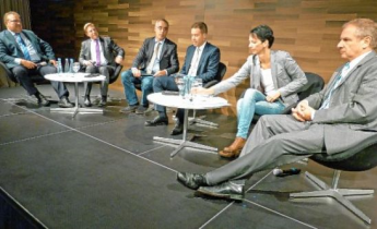 Podiumsdiskussion am 11. Oktober 2016 Podium